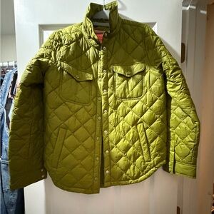 Jcrew signature Puffer. Recycled primaloft insulation. Lightweight. Superwarm.